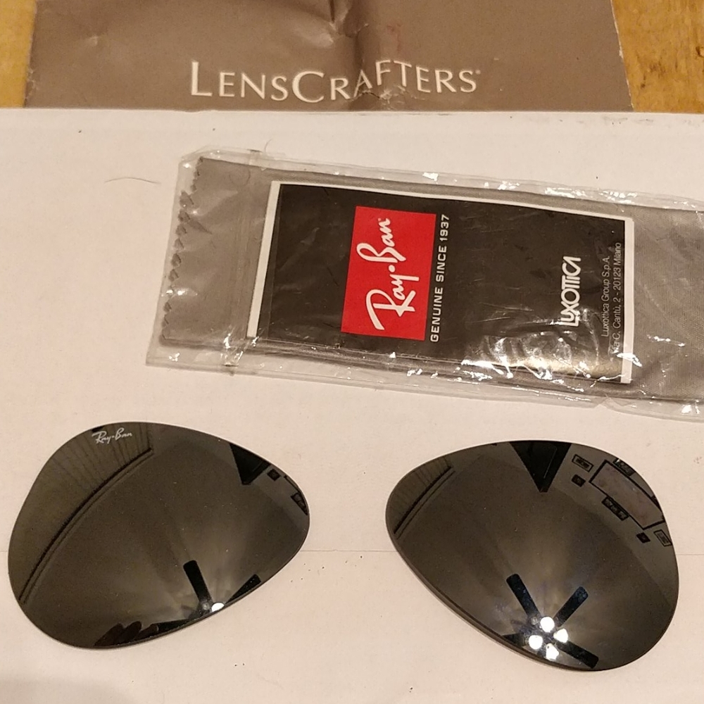 Authentic Ray-Ban lens for Men's Aviators